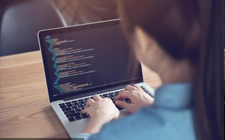岑溪 api php源码,下载的php源码怎么运行呢？